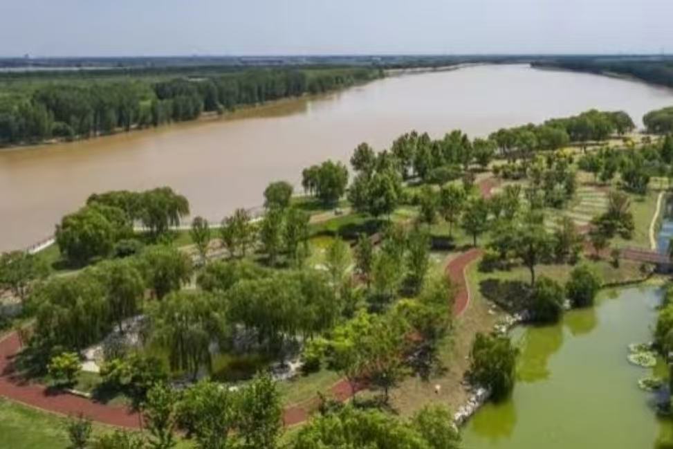 Yellow River Delta Tourist Island